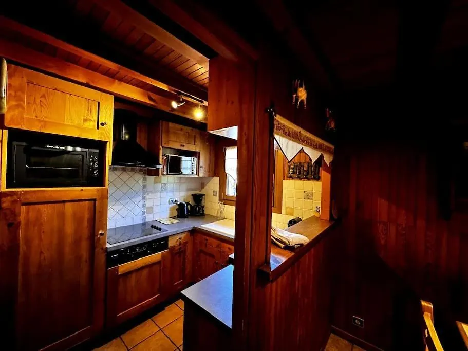 Le Petit Liseron Morzine 0*,