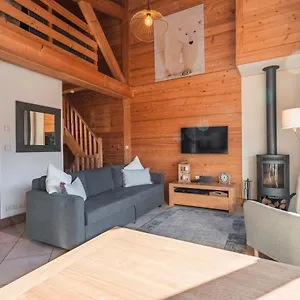 Chalet 2 Bed Chalet, Sleeps 5 With Shared Pool -, Morzine